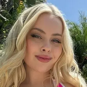 haleyspades / nothaleyforlegalreasons nude photo #0004