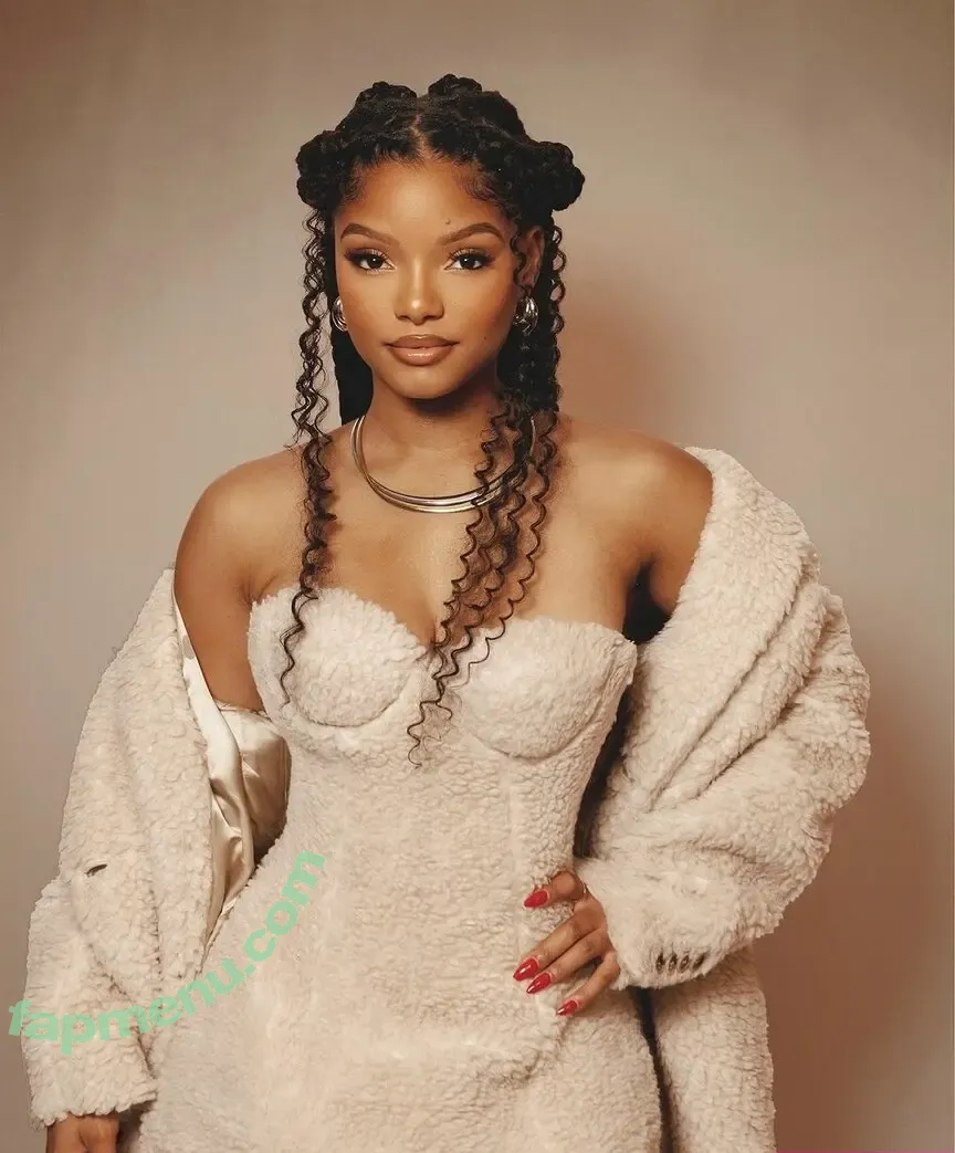 Halle Bailey nude photo #0231 (chloebaileyyy / hallebailey)