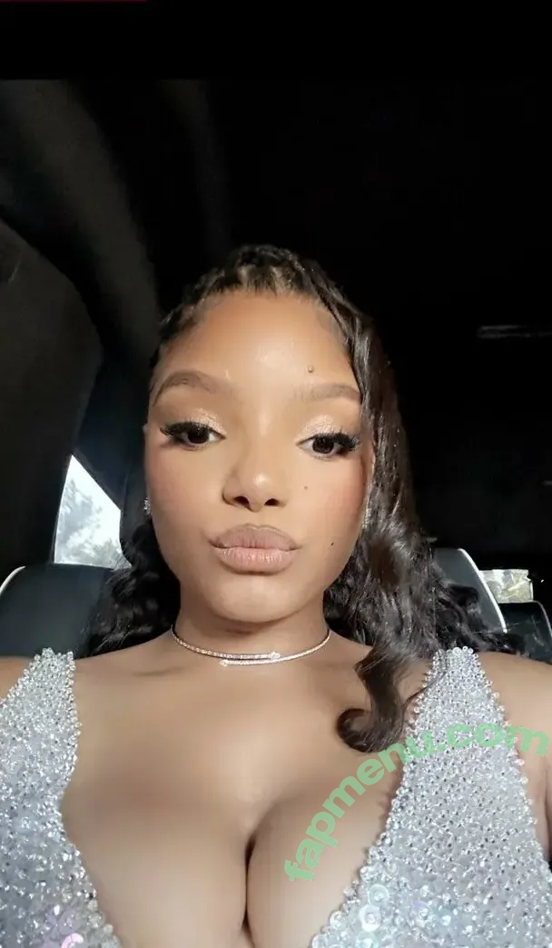 Halle Bailey nude photo #0102 (chloebaileyyy / hallebailey)