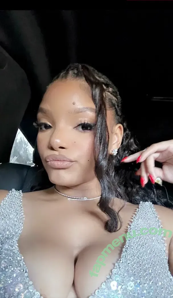 Halle Bailey nude photo #0104 (chloebaileyyy / hallebailey)
