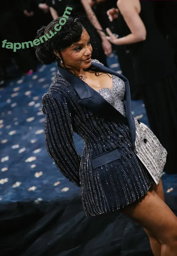 Halle Bailey nude photo #0047 (chloebaileyyy / hallebailey)