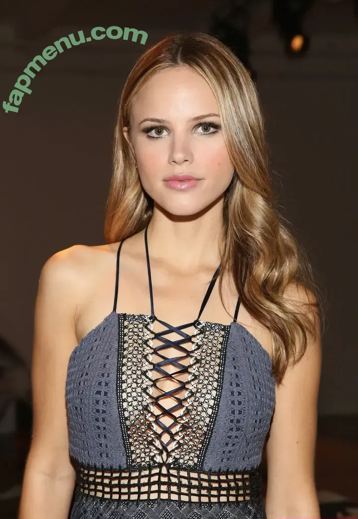 Halston Sage nude photo #0215 (halstonsage)