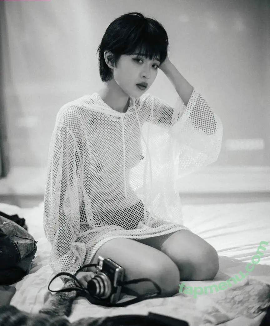 Hana1958011 nude photo #0003 (anahgnuel)