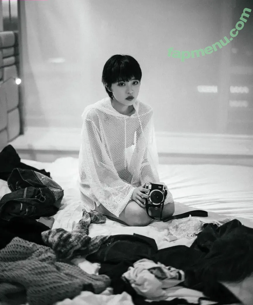 Hana1958011 nude photo #0005 (anahgnuel)