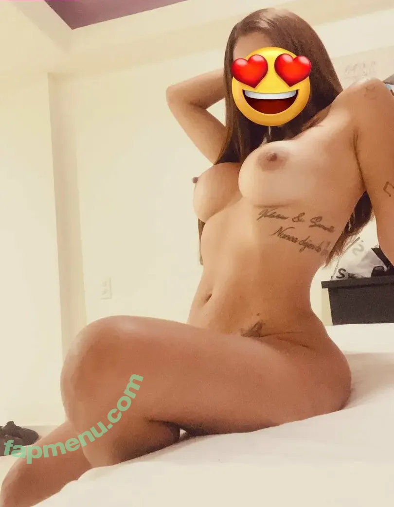 HanllyVale nude photo #0007 (HanllyVale)
