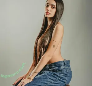 Hanna / Hanni / Hannimohamedd / hannahowo / hanniimohamedd / hannimohamed / user nude photo #0056