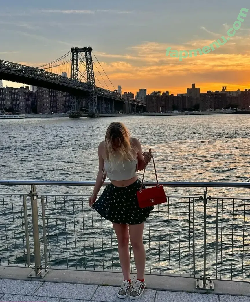 Hanna Lively nude photo #0008 (hanna.livelyy / hanna.livelyytk)