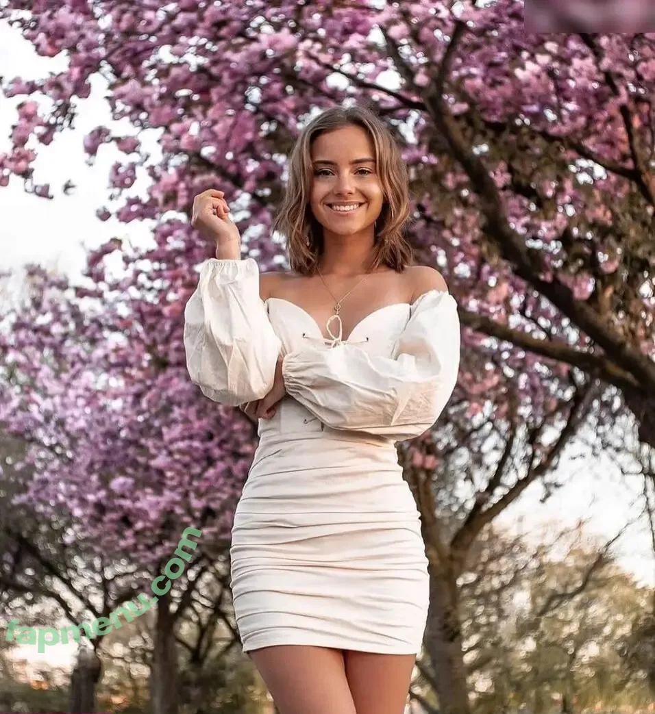 Hannaahcarolina nude photo #0176 (Hannaahcarolina)