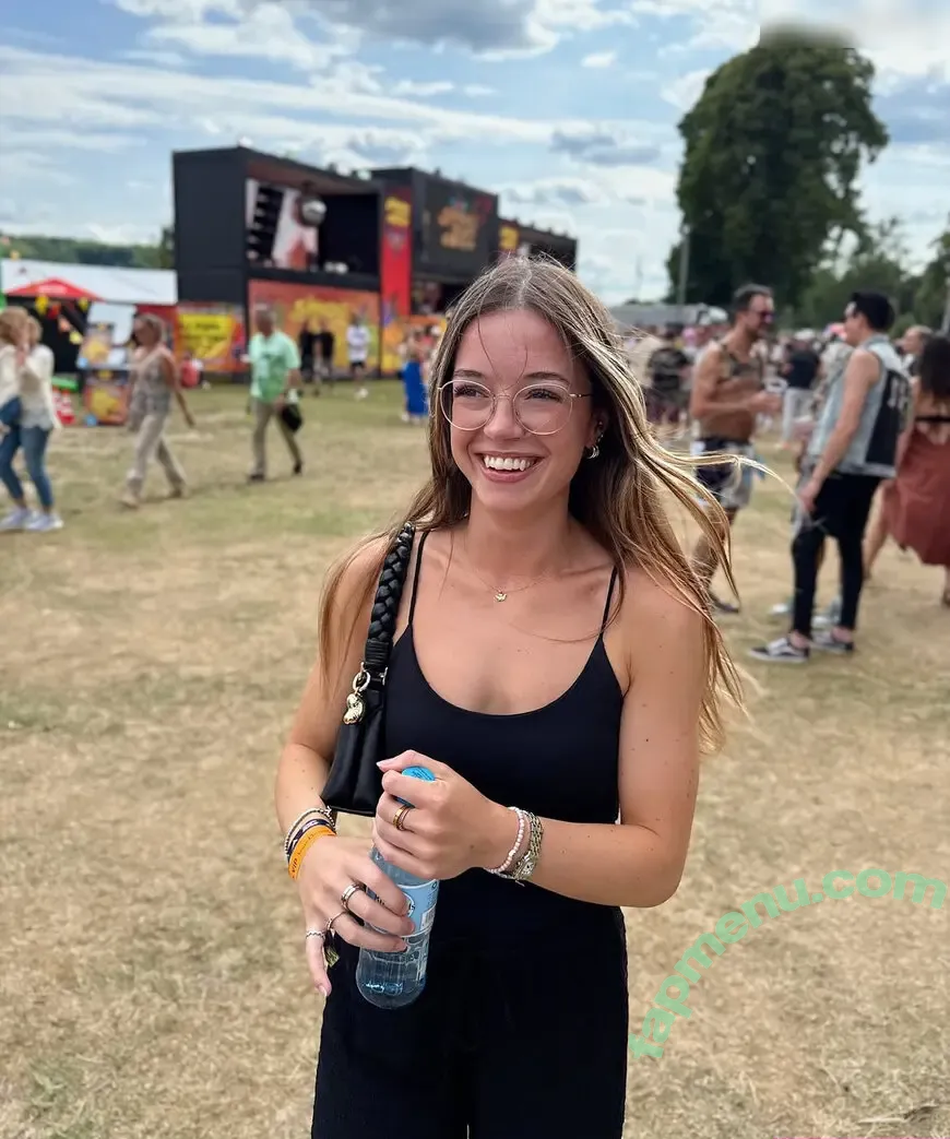 Hannah Cauko nude photo #0230 (hannahcauko)