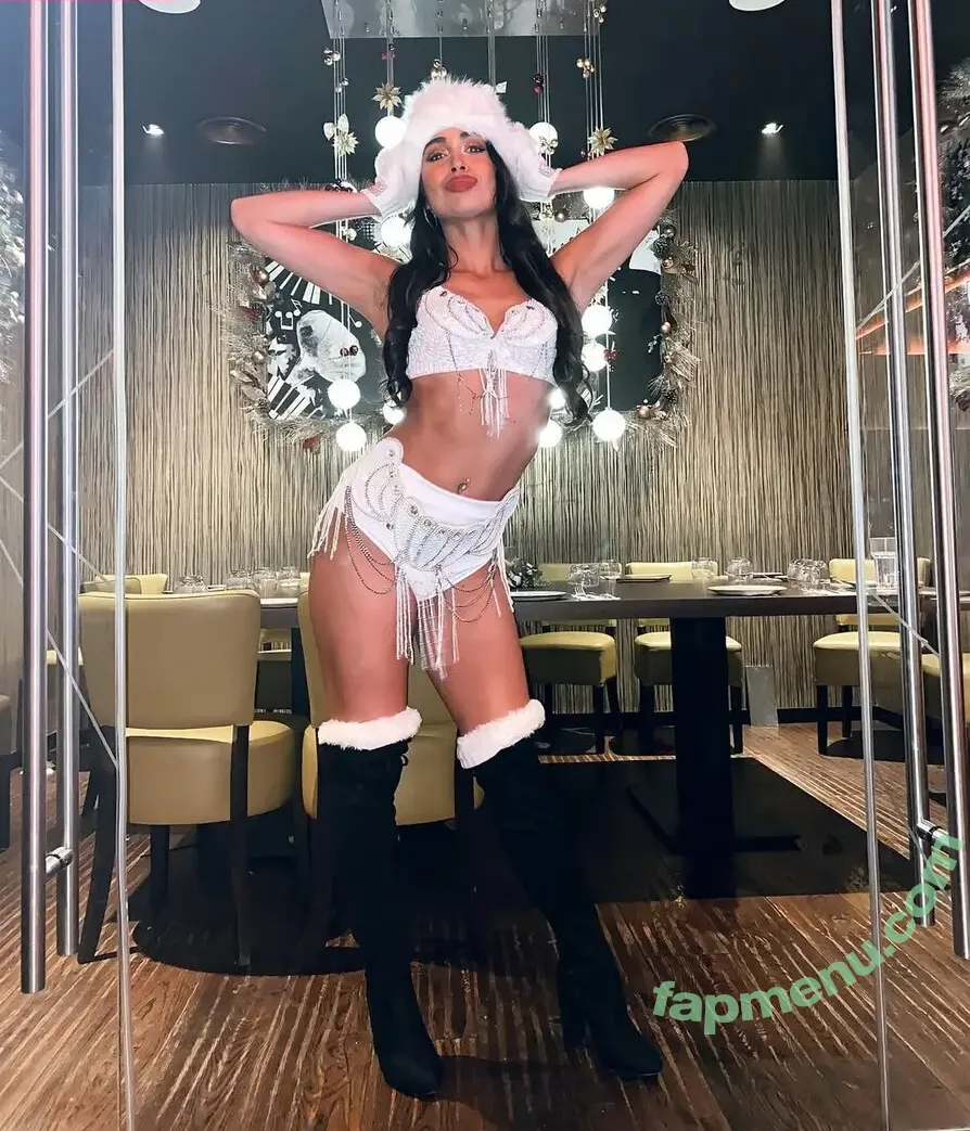 Hannah Nazareth nude photo #0006 (hannahnazarethx)