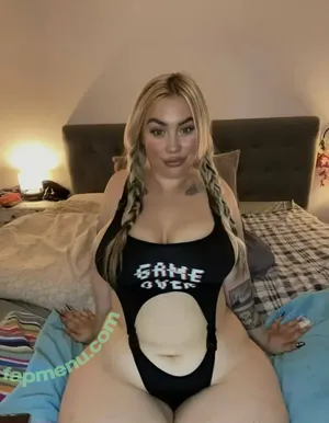 hannasaiit0 / ogbigcoop nude photo #0046