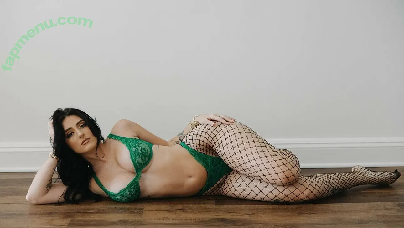 Harleeh nude photo #0012 (Harleehassell / blaiirrrrr)