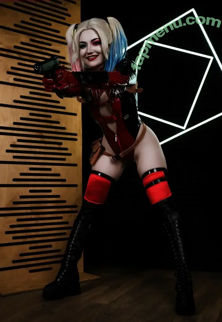 Harley Quinn Cosplay nude photo #0043 (Harley Quinn Cosplay)