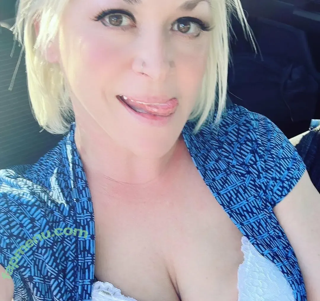 harleyreyfree nude photo #0004 (harleyreyfree)