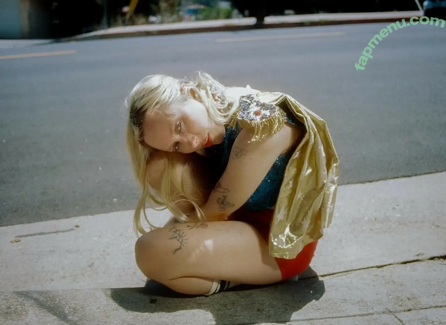 Harmony Tividad nude photo #0072 (Girlpool / harmonytividad / sexuallyattractedtogod)