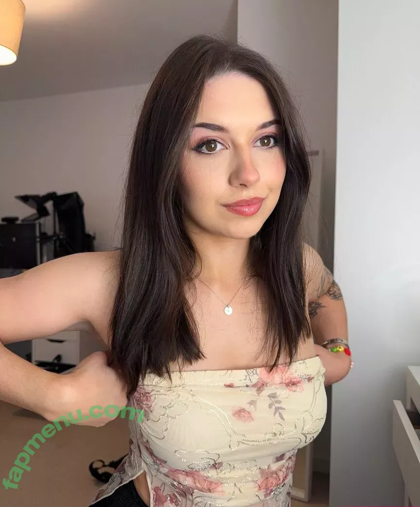 Harrie Silver nude photo #0230 (HarrieSilver)