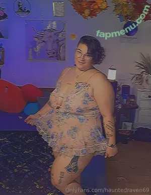 hauntedraven69 / ravensaphiracroft nude photo #0012