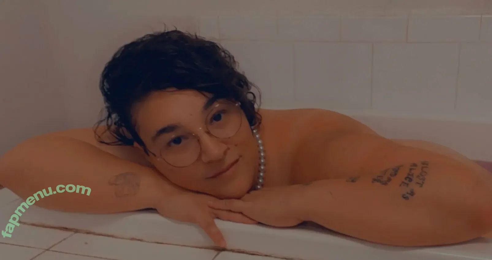 hauntedraven69 nude photo #0033 (ravensaphiracroft)