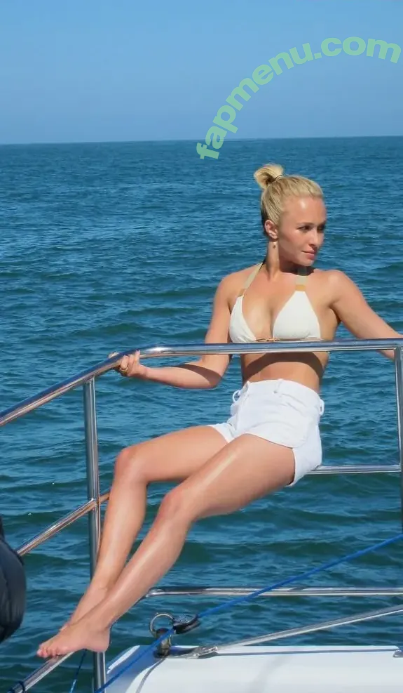 Hayden Panettiere nude photo #0853 (haydenpanettiere)