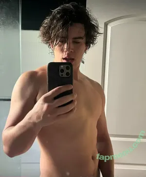  nude photo #0008