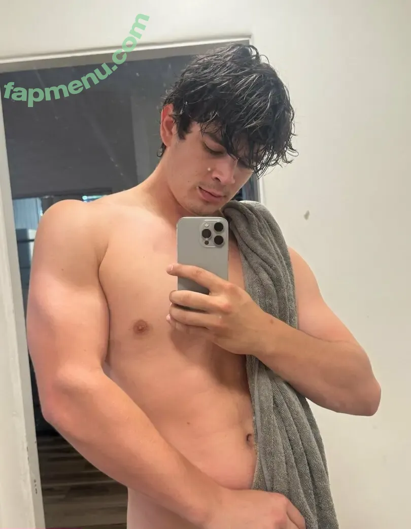 hayesgrier nude photo #0029 (hayesgrier)
