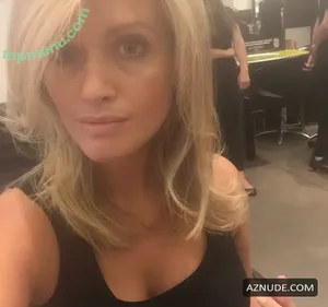Hayley McQueen / mcqueenhayley / megamcqueen nude photo #0043
