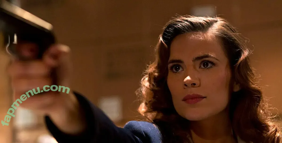 hayleyatwell nude photo #0007 (hayleyatwell)