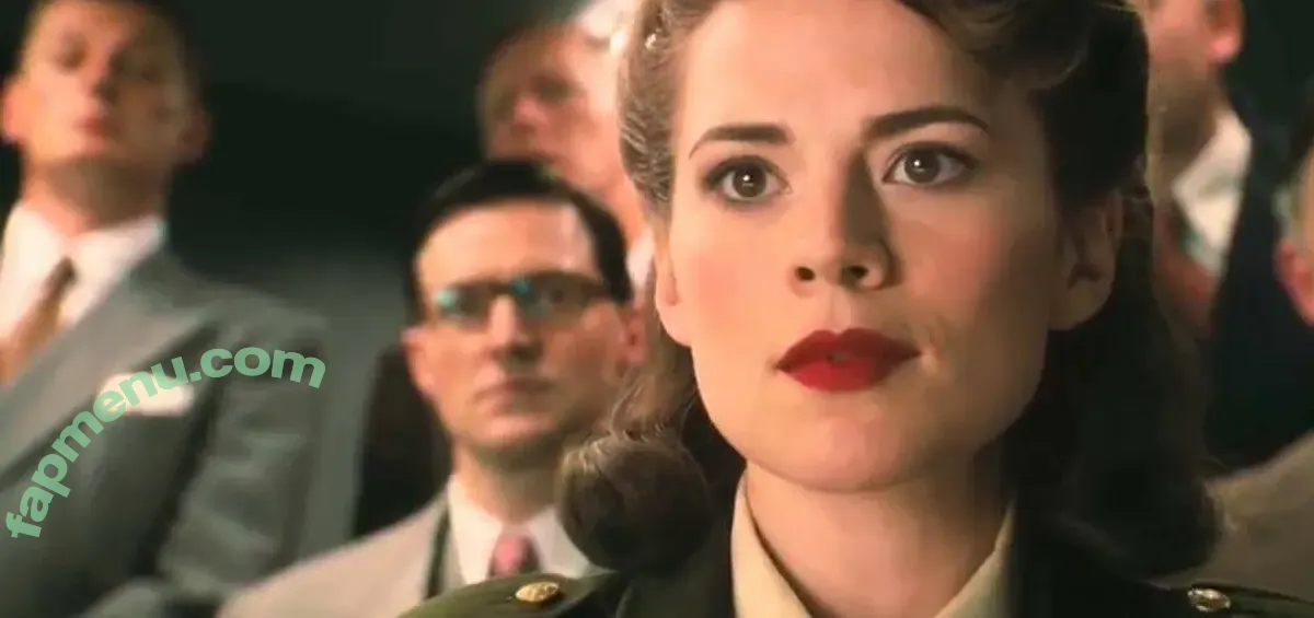 hayleyatwell nude photo #0010 (hayleyatwell)