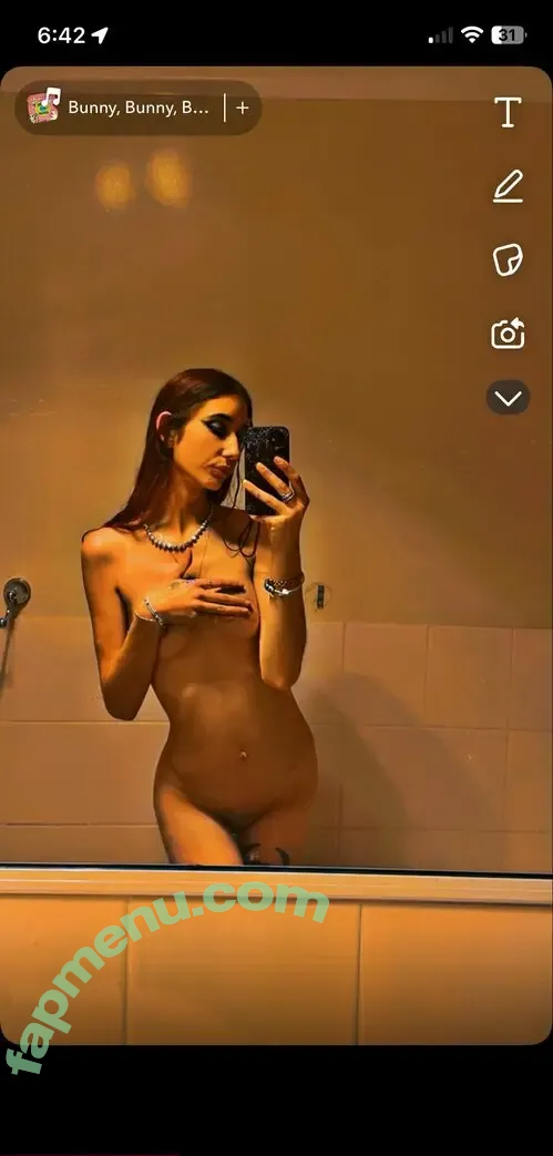hayleysyourtoyxx nude photo #0118 (hayleyjewett_)