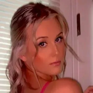 hayleywhiteeee / hailey.whiteee nude photo #0003