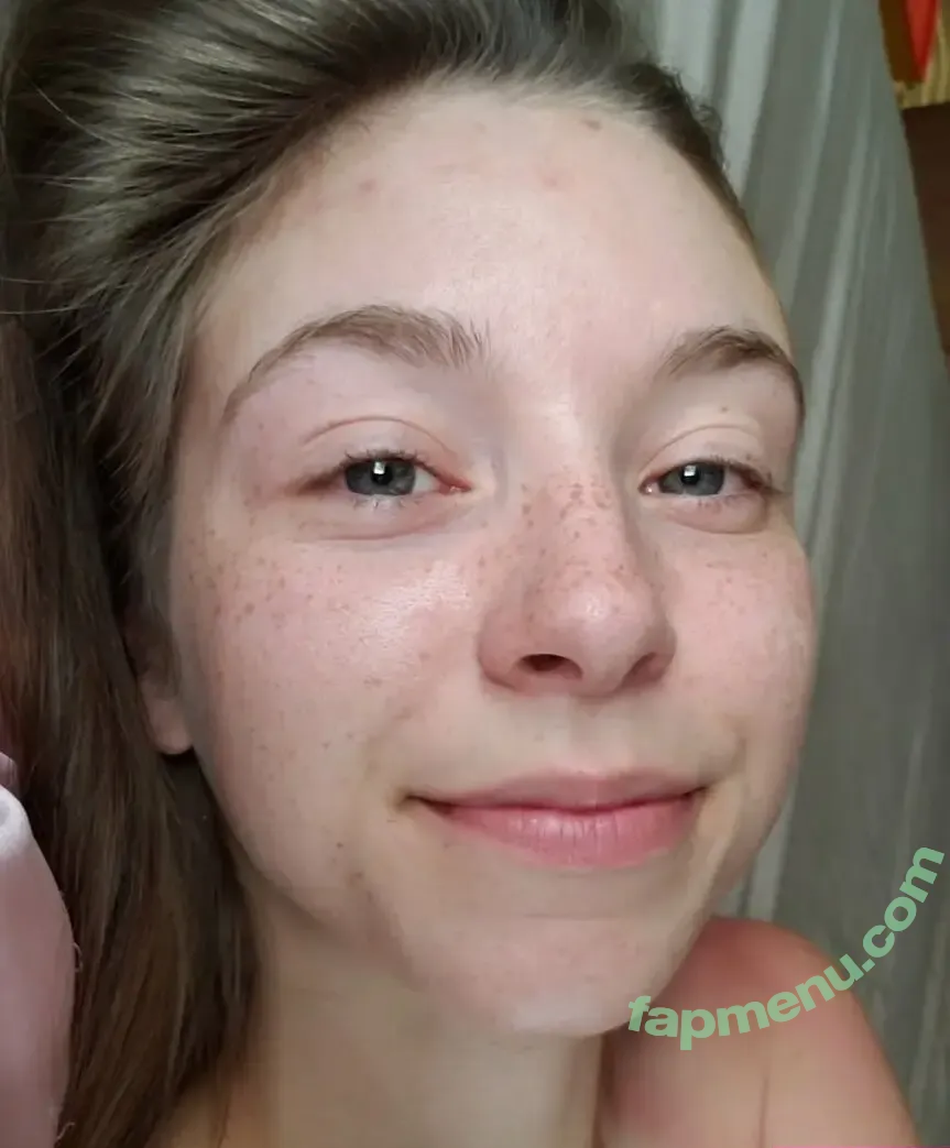 Haze Lynn nude photo #0577 (FlipMineArseMom / Haze_lynn / hazelynnttv)