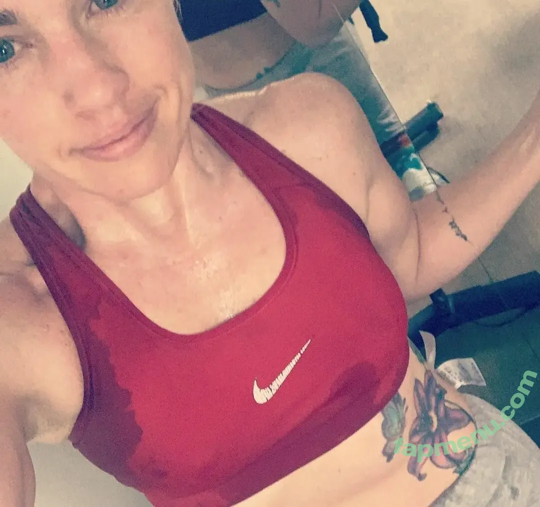 Heather Hardy nude photo #0071 (American Boxer / heathertheheat)
