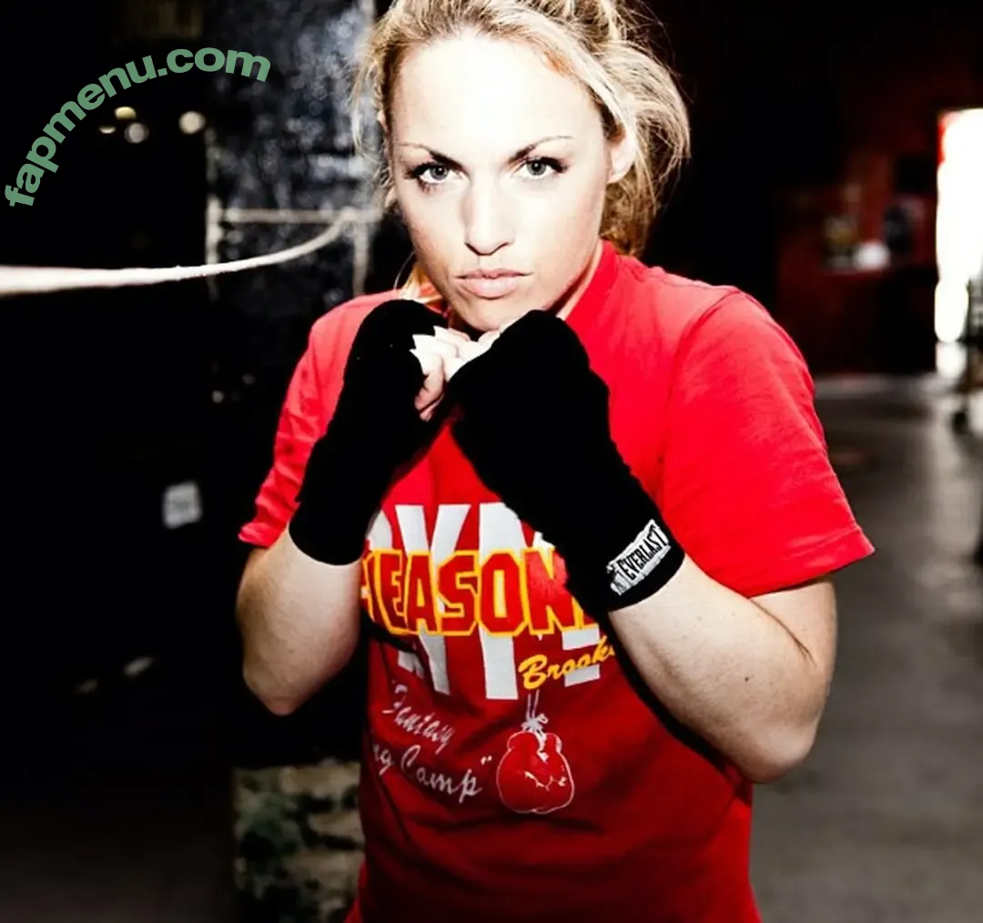 Heather Hardy nude photo #0108 (American Boxer / heathertheheat)