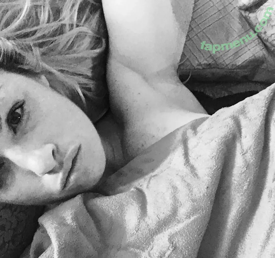 Heather Hardy nude photo #0136 (American Boxer / heathertheheat)