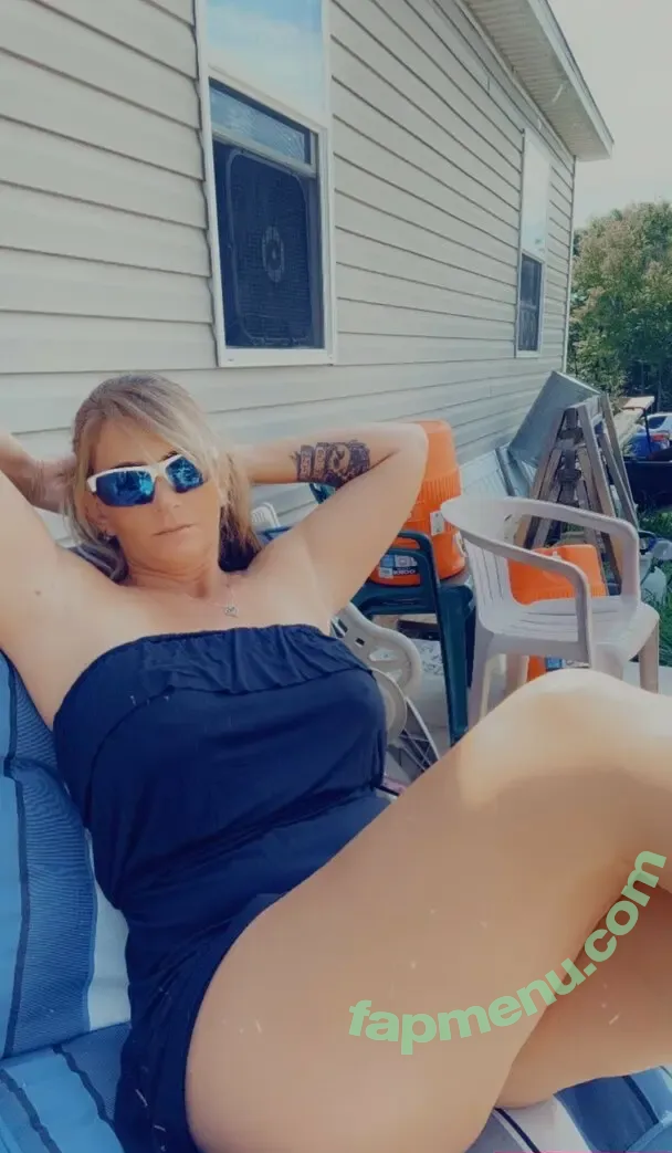 hedriccn nude photo #0009 (chevy_gurl3)