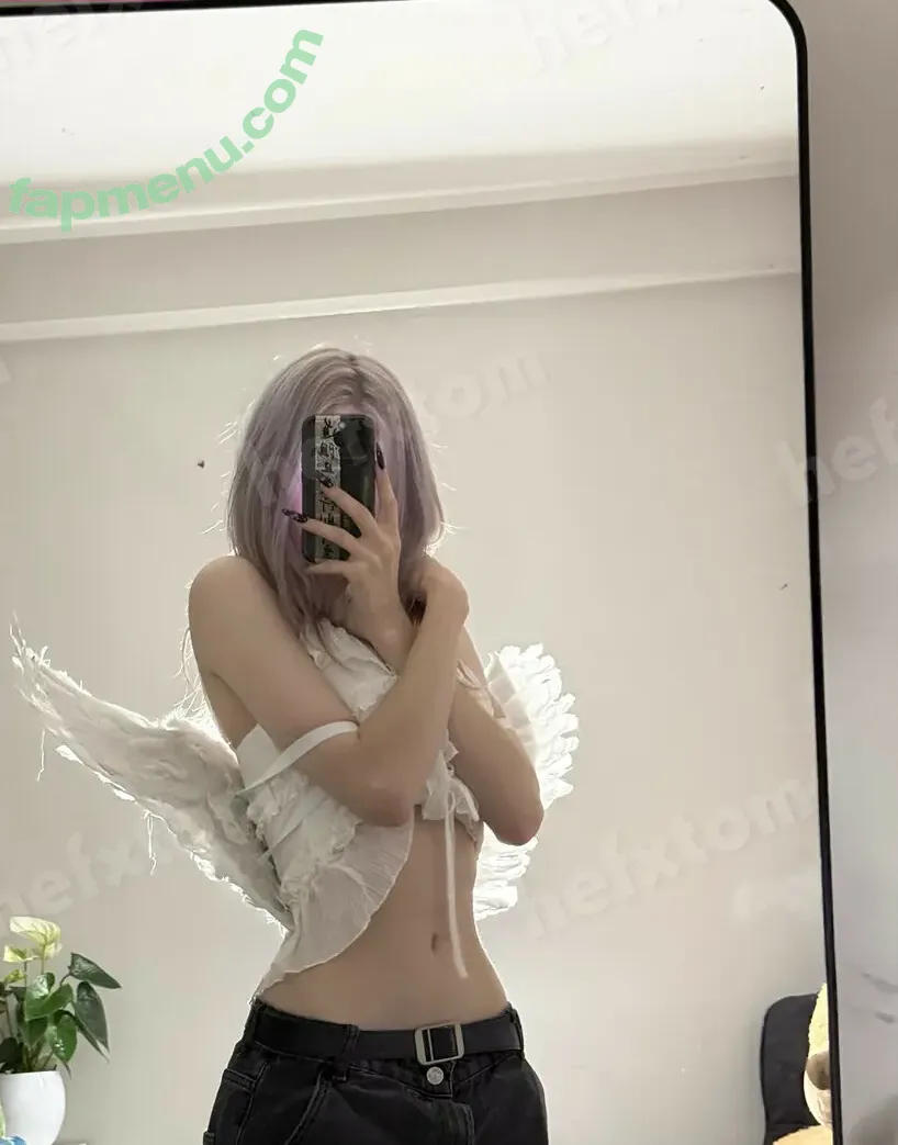 hefxtom nude photo #0204 (hefxtom)