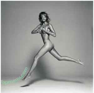Helena Christensen / helenachristensen nude photo #0111
