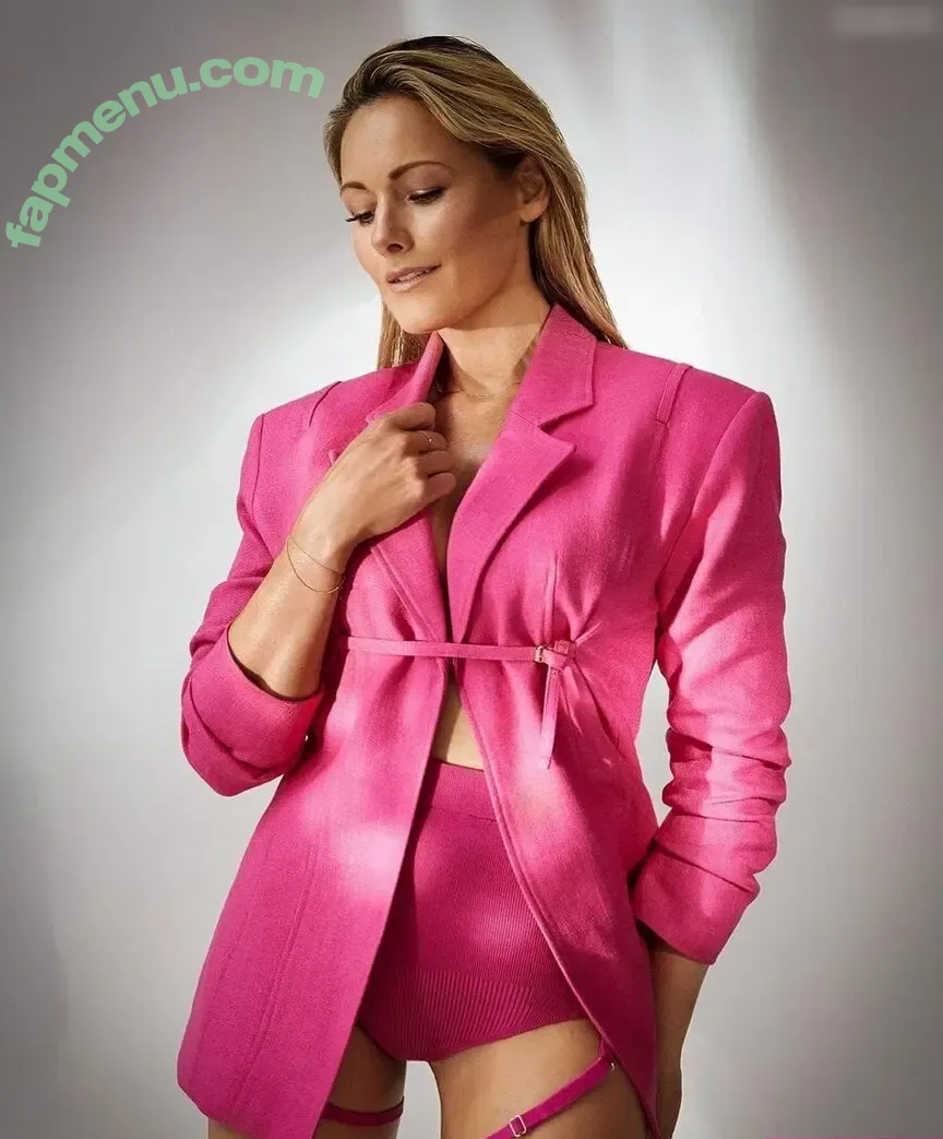 Helene Fischer nude photo #0651 (helenefischer)
