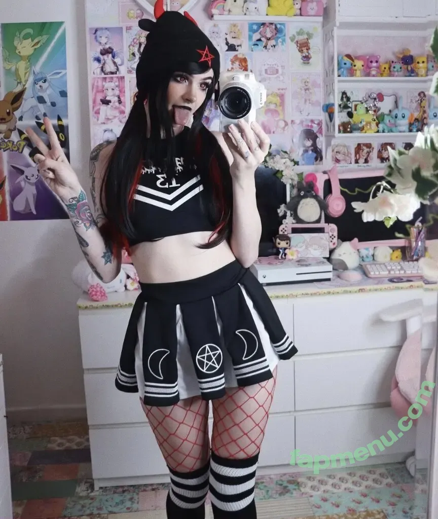 hell0kittyglock nude photo #0004 (_faeriebb / f.oxbaby)