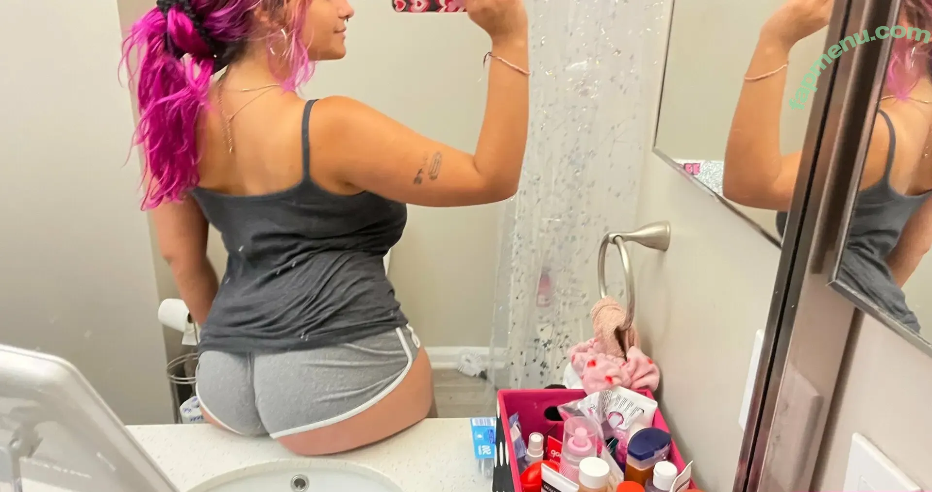 hell0kittywh0re777 nude photo #0009 (srt_hell0kitty)