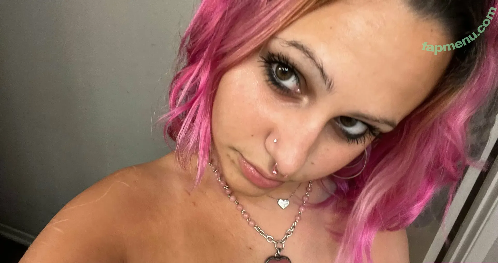 hell0kittywh0re777 nude photo #0017 (srt_hell0kitty)