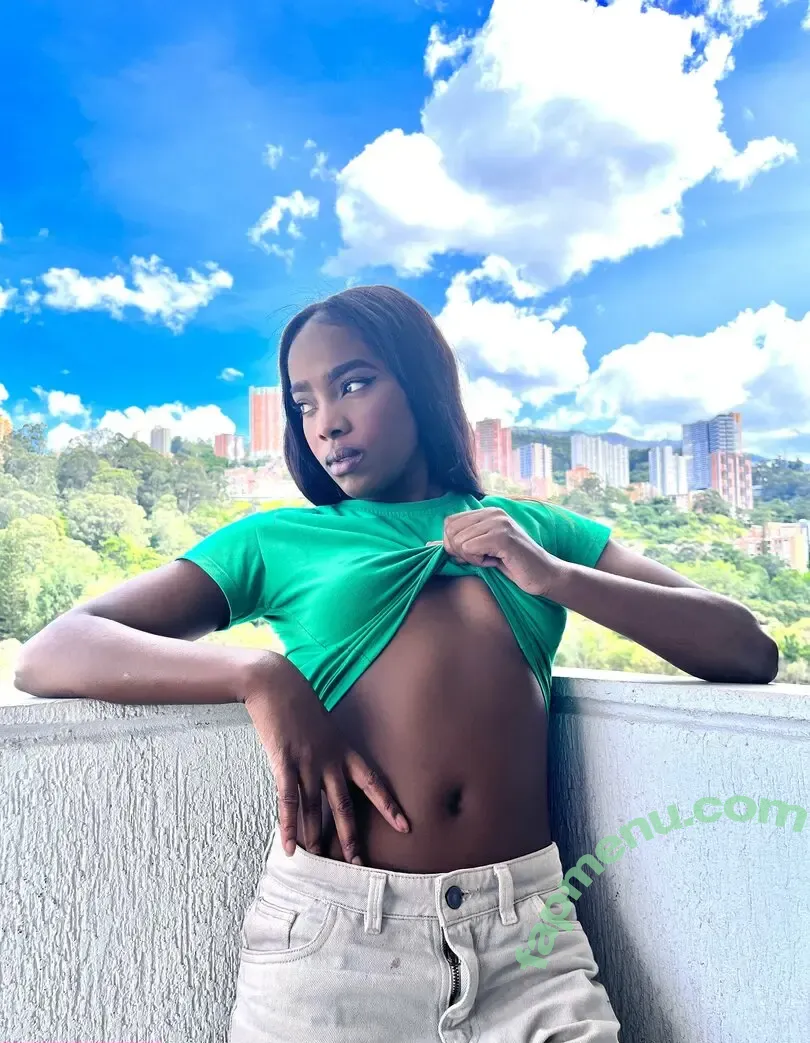 hellen_ebony nude photo #0021 (hellenbaby8642)