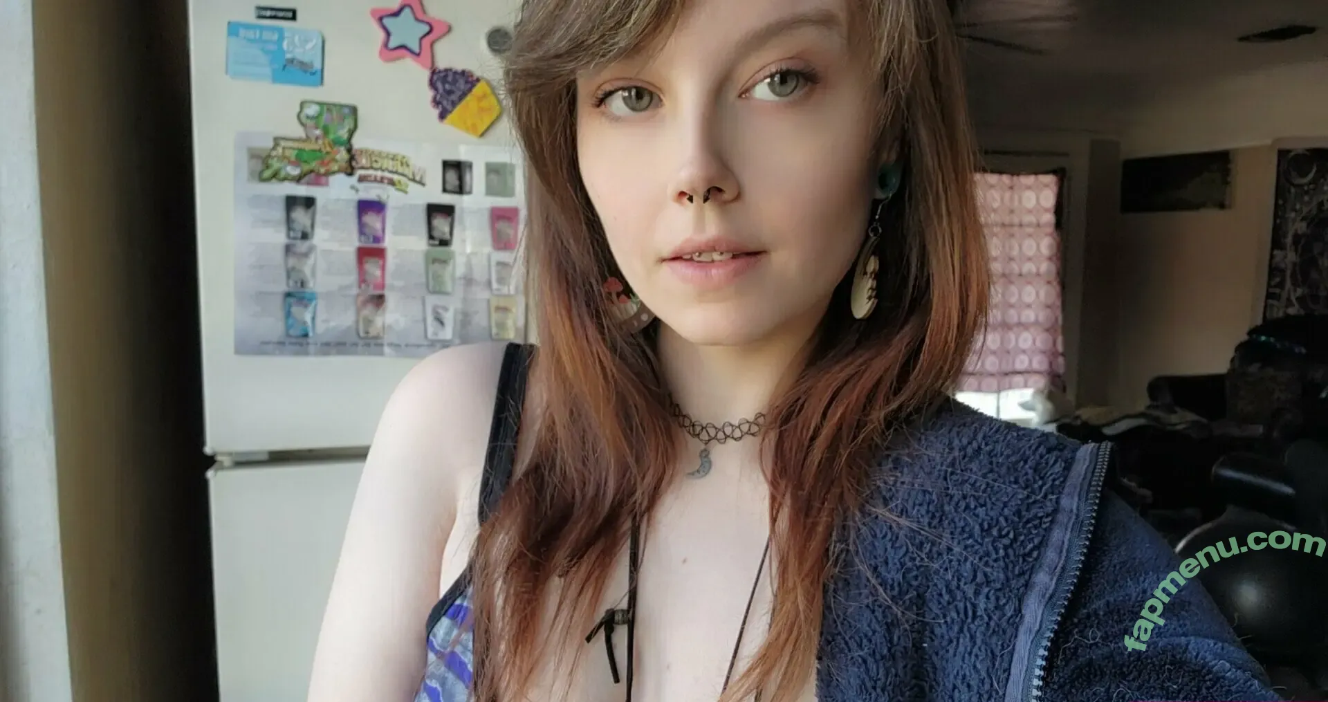 hellomeggo nude photo #0109 (hellomeggo)