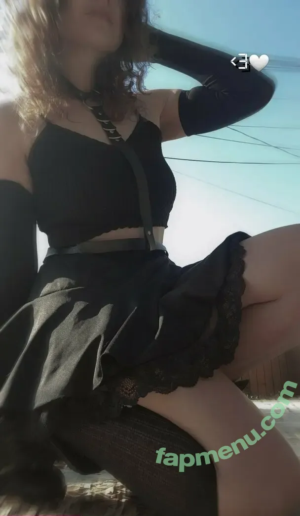 hellomeggo nude photo #0123 (hellomeggo)