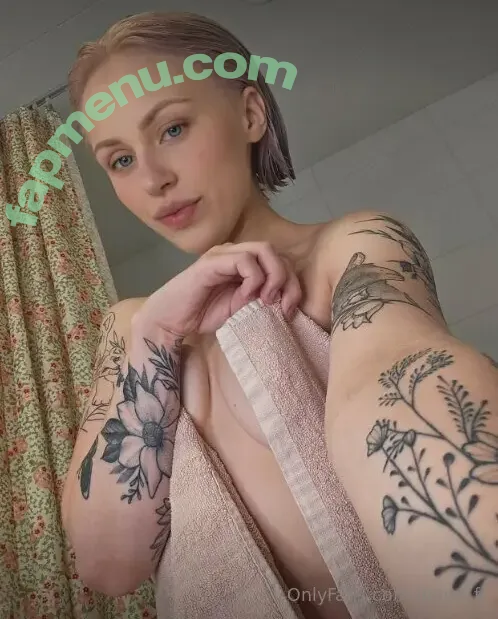 helmi_fi nude photo #0001 (helmi.fii)