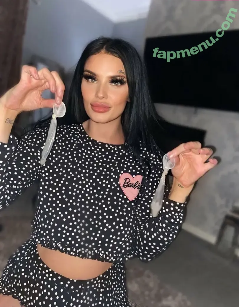 Hennydiamonds nude photo #0009 (Goddesshennyd / cumforme365 / henny365 / hennydiamonds365)