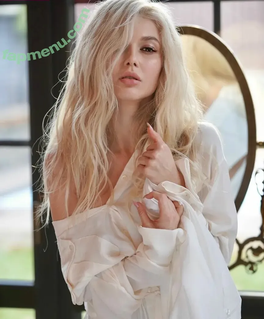 Herc Eg Erika nude photo #0037 (Herc Eg Erika)