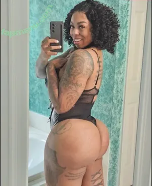 HeyImEssence / MMA Fighter nude photo #0007