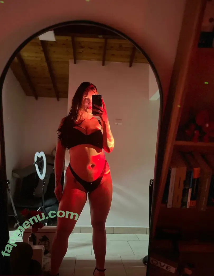 heyimnia nude photo #0003 (heyimnaia)
