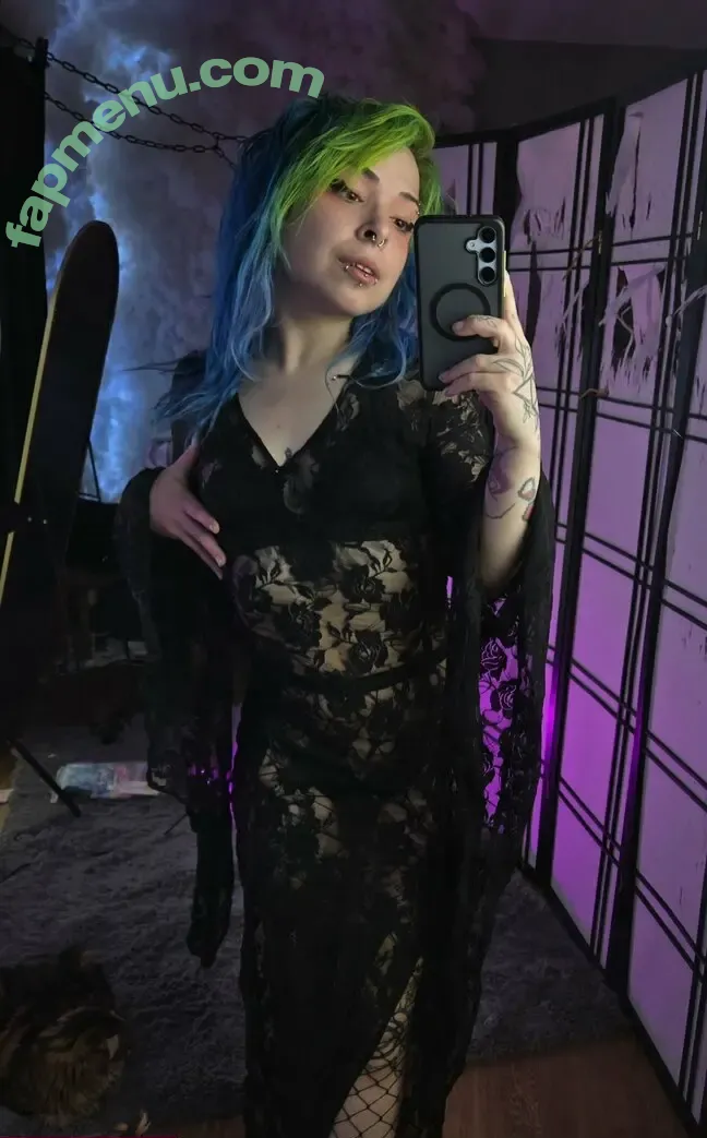 heylyssten nude photo #0007 (heylyssten)